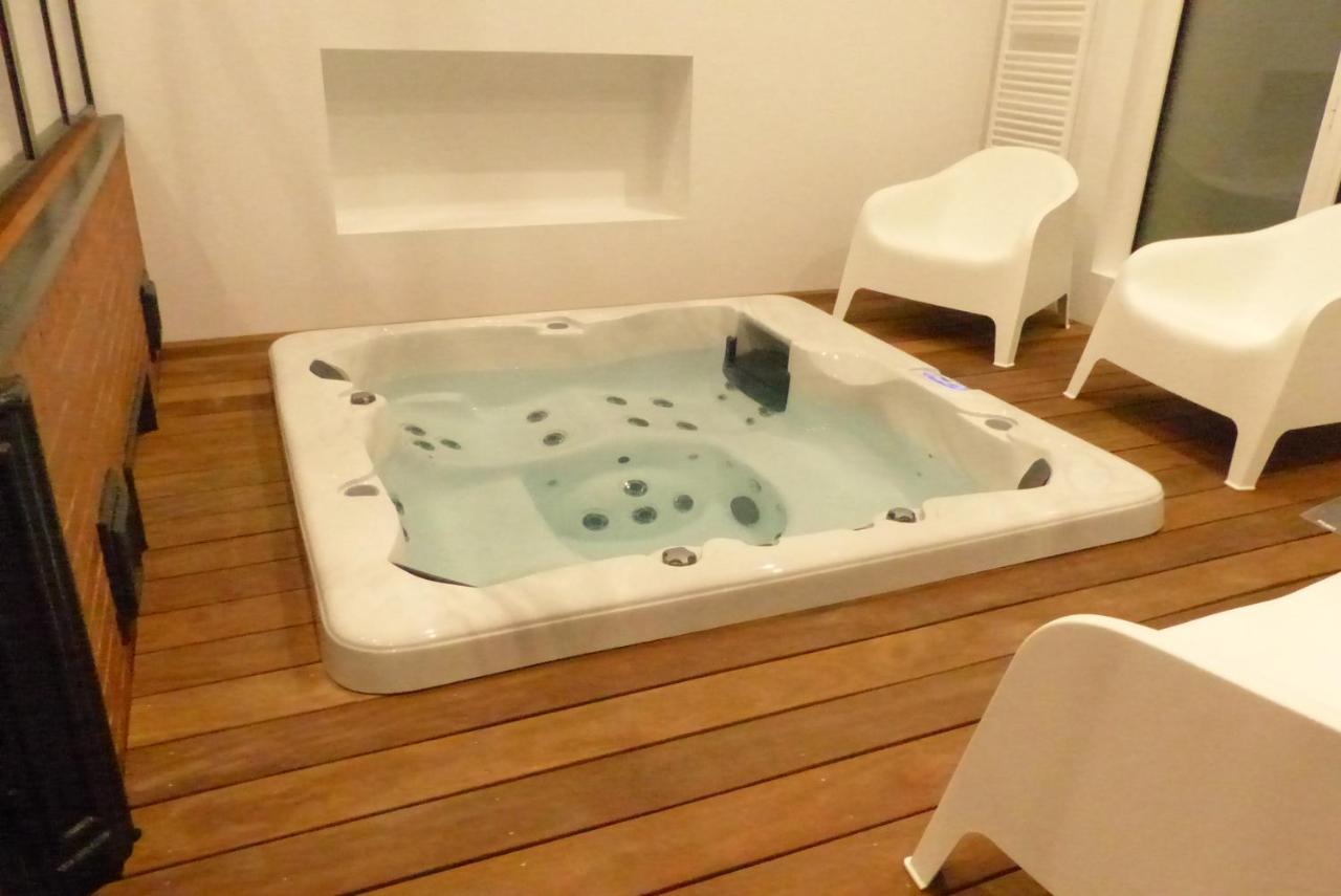L'Alambic De L'Estuaire Bed & Breakfast Saint-Fort-sur-Gironde Eksteriør bilde
